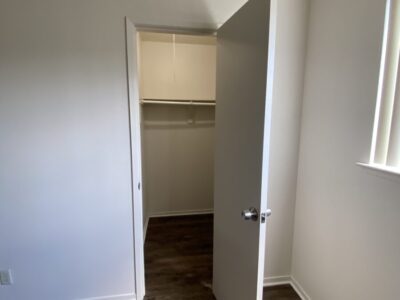 Main Bedroom Walk-In Closet